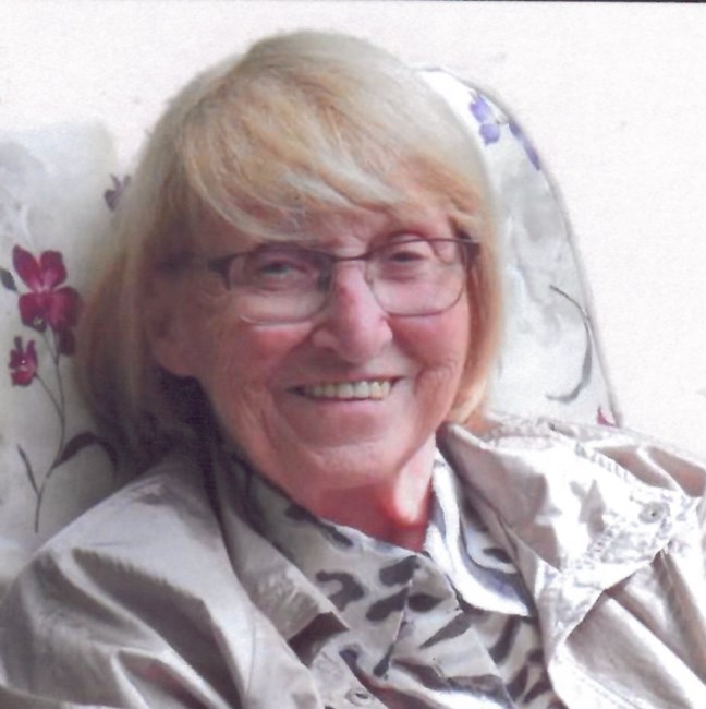 Obituary of Sandra Elizabeth Teachout