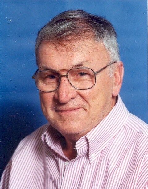 Obituario de James R. Cummings