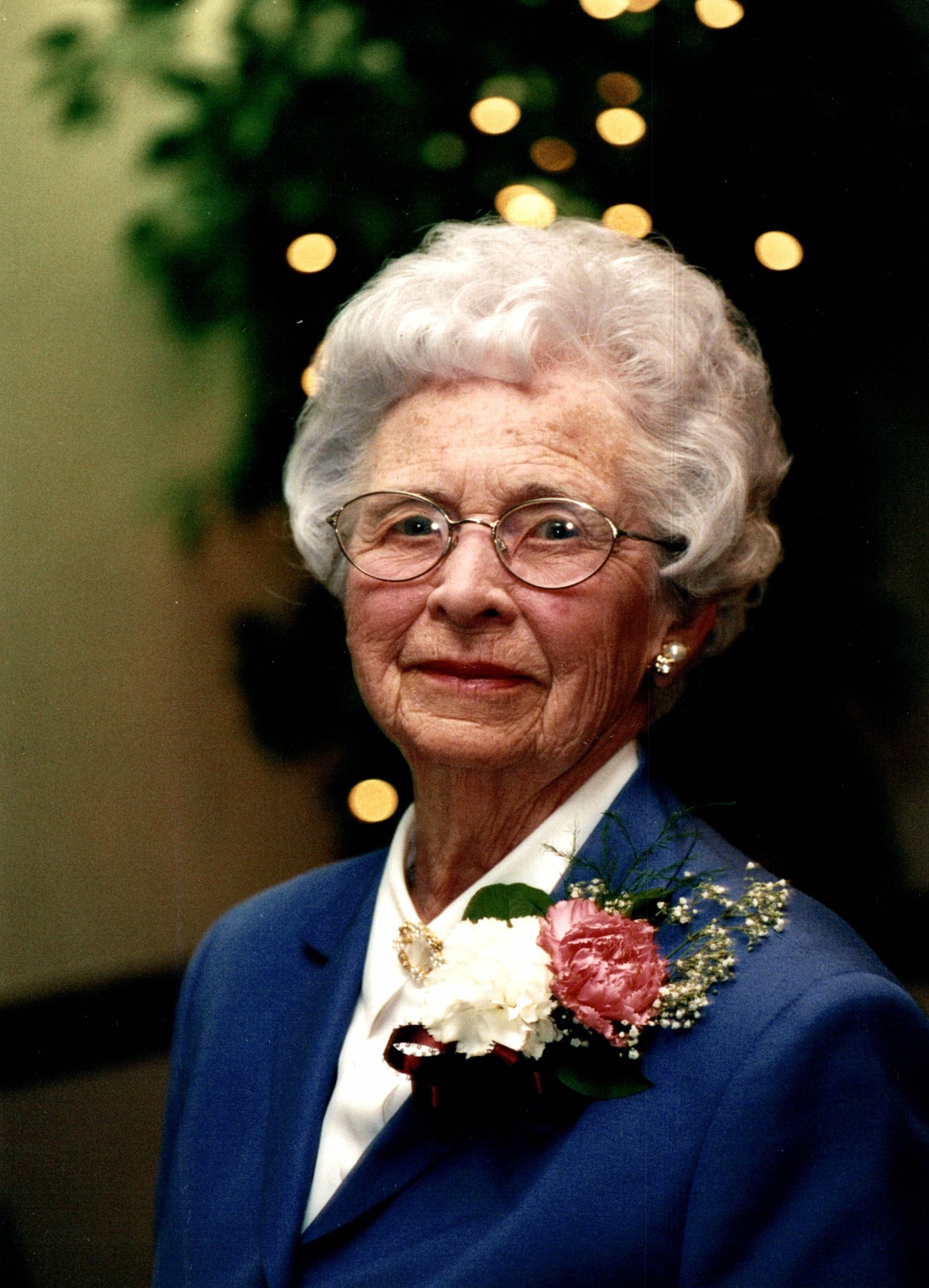 Obituary of Elaine McCuaig