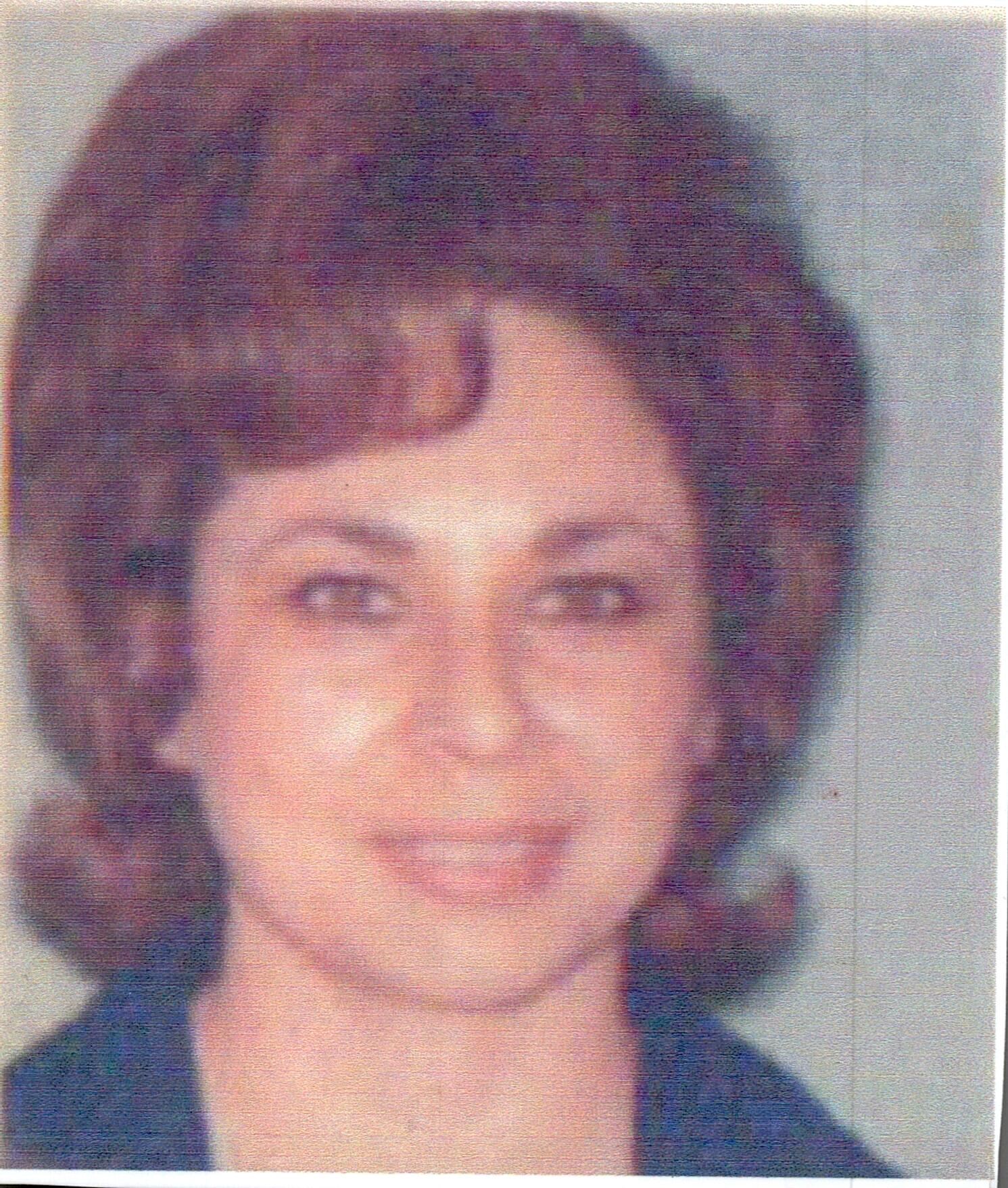 Obituary of Lydia Flores Chavira