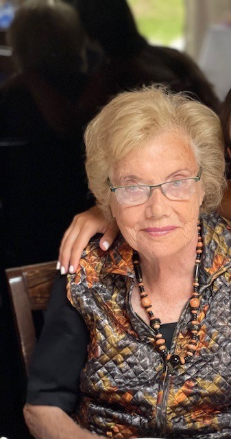 Obituary of Roslyn (Waldman) Wennett