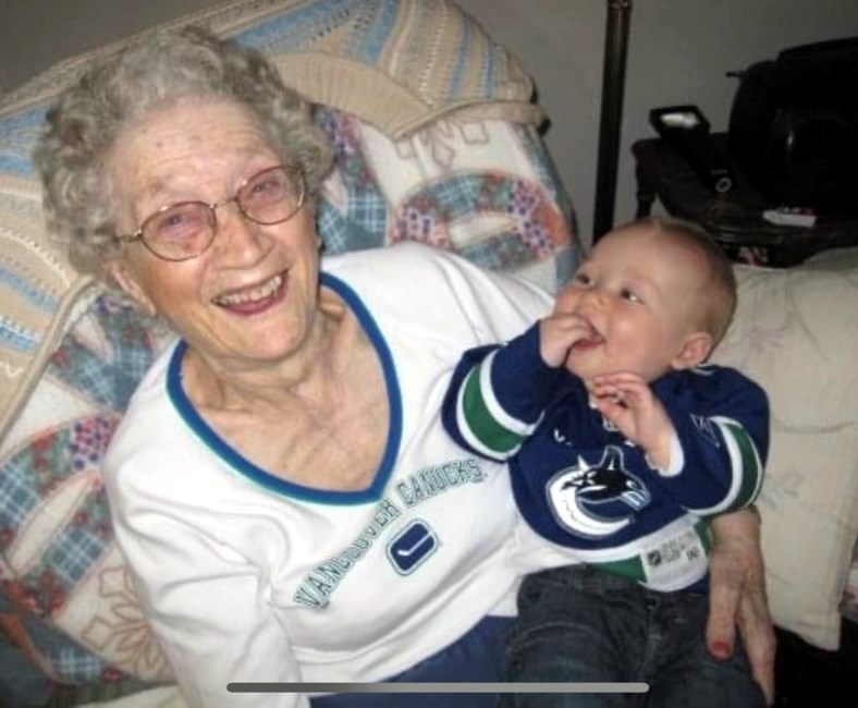 Obituario de Margaret Kathleen Bush