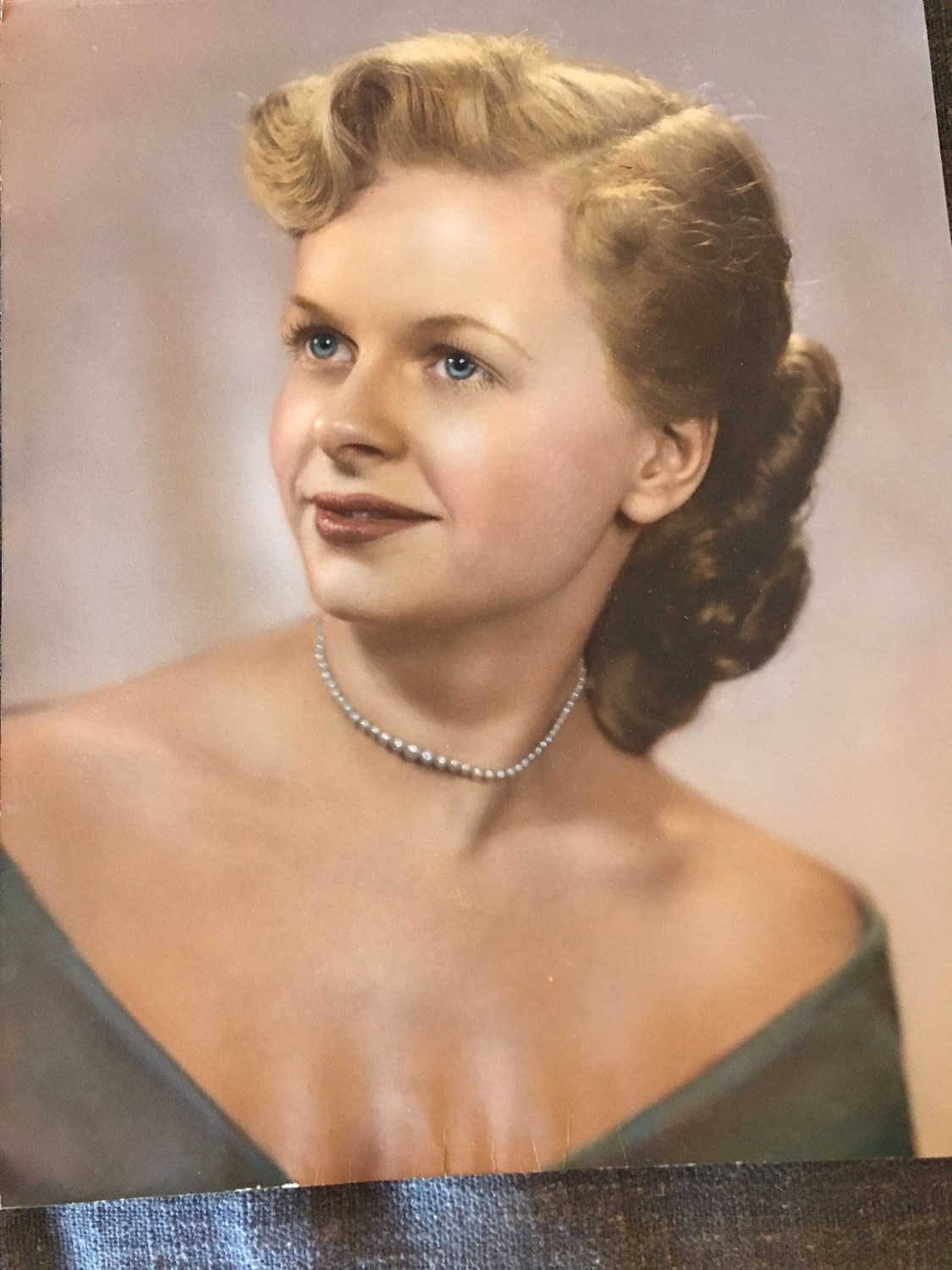 Obituary of Annette Brock