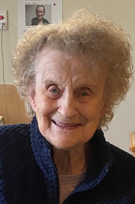 Obituary of Theresa Eileen Zahara