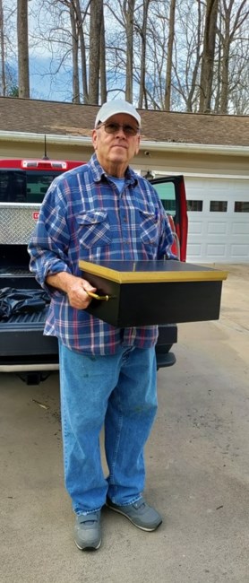 Avis de décès de Charles Howard Hutchind