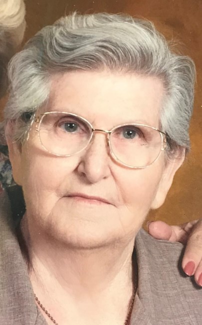 Obituary of Juanita F Warren
