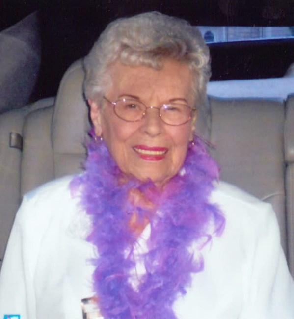 Obituary of E. Lucille Greer