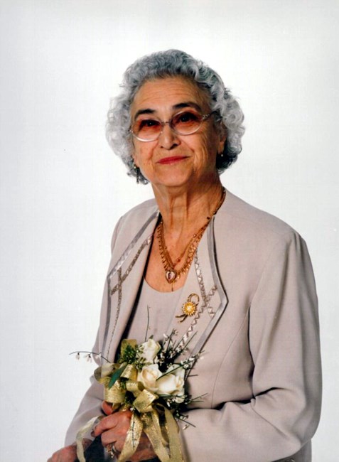 Obituary of Ludovina Gomes