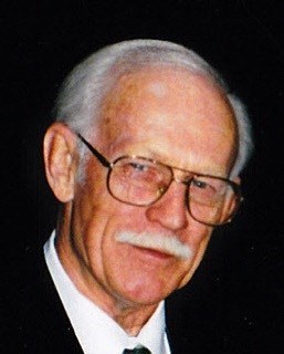Obituario de Robert H. Woods