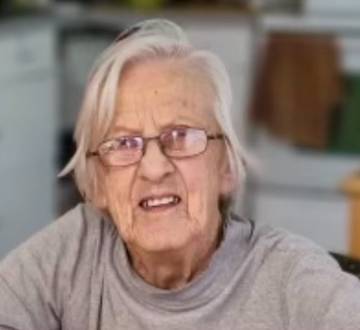 Obituary of Phyllis Lockhart