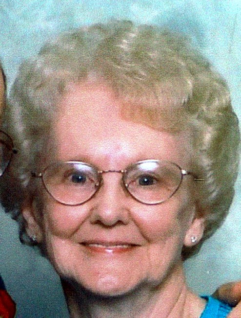Obituary of Helen M Snodgrass