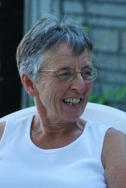 Obituary of Dorothy Joan MacDonald