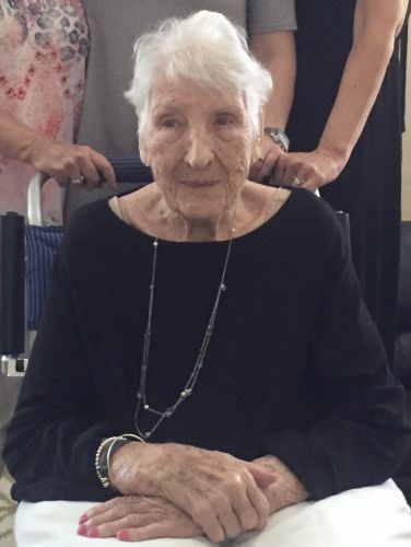 Obituary of Isabel Lear