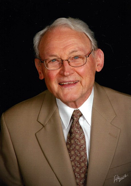 Obituary of Robert Junior Vaughn