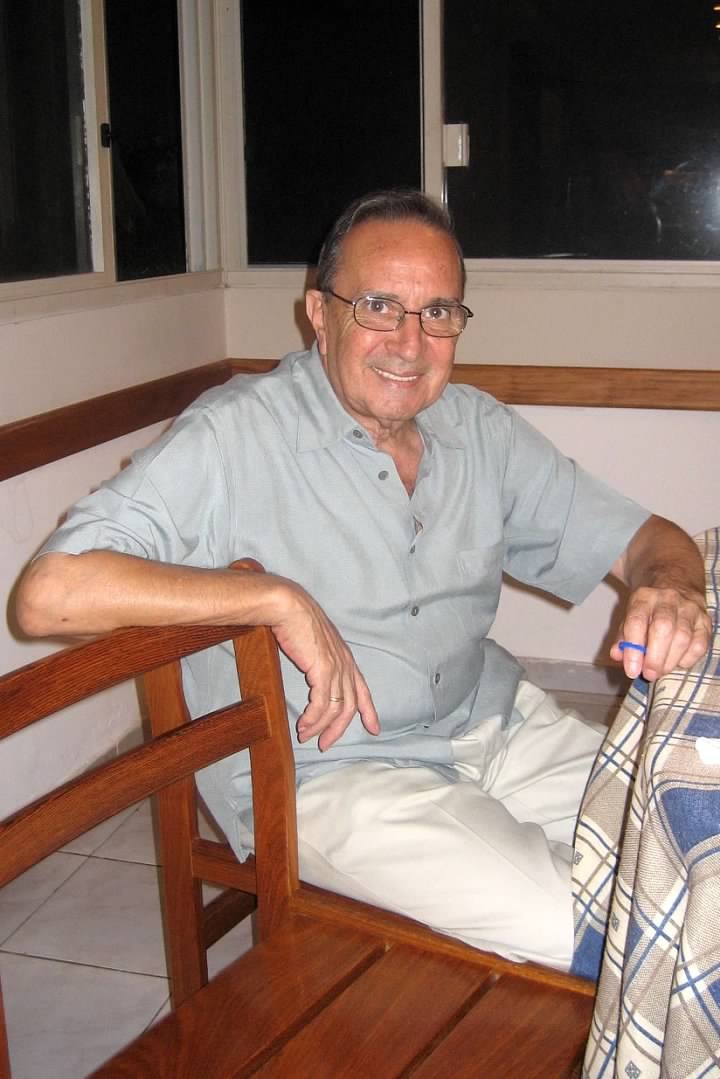 Obituary of Jose "Cacho" Quinones