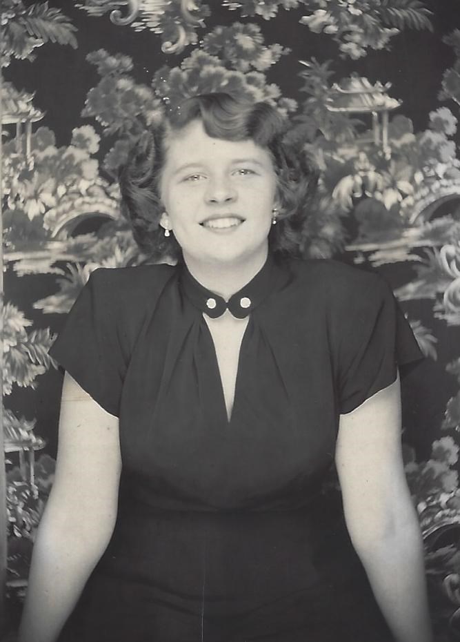Obituary of Regina Mary McCullough