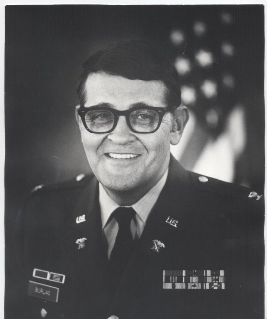 Obituario de Mr Joseph E Burlas II