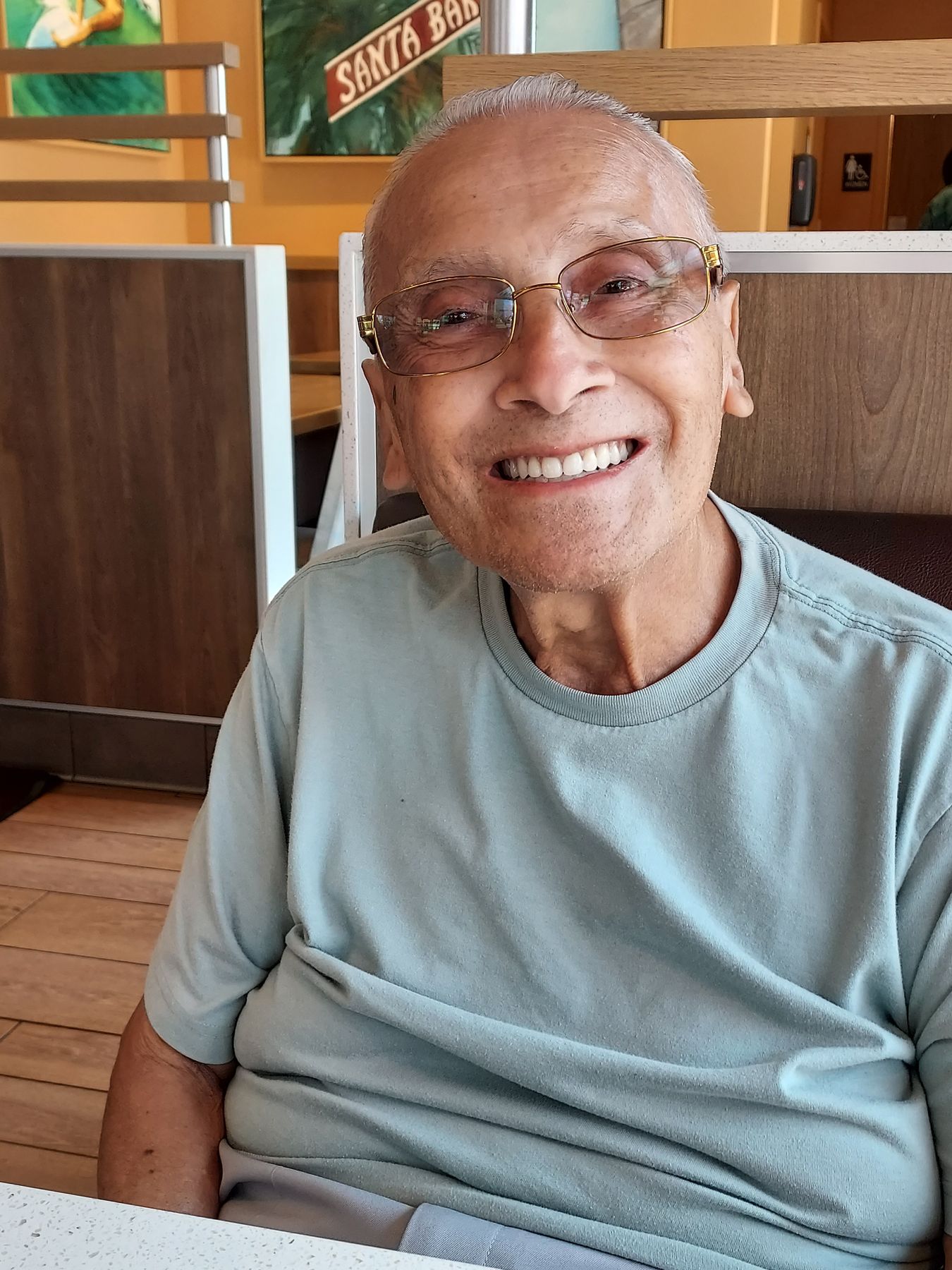 Obituary of Vicente Armando Vela