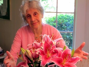 Obituary of Vivian Ann Hall Lawrence