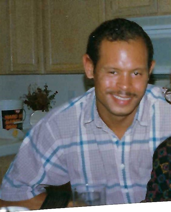 Obituary of Mark Earl Hutchinson