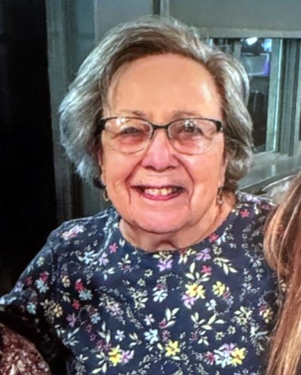 Obituary of Helen Medeiros