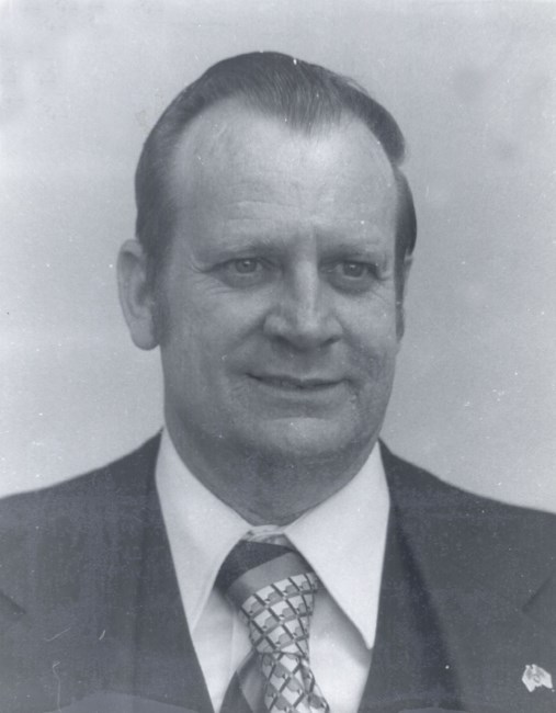 Obituary of Vernon J. Wade