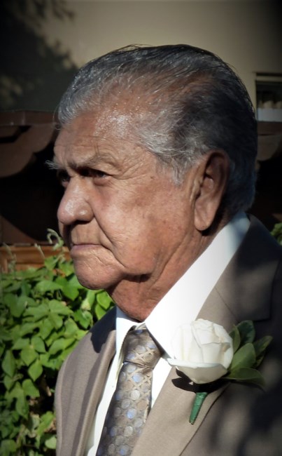 Obituario de Roberto Morales