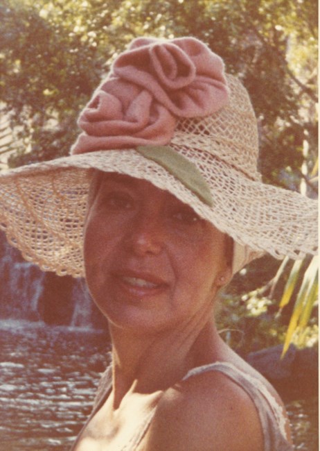 Obituary of Simone Horenstein