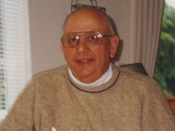 Obituary of Robert W Crumley