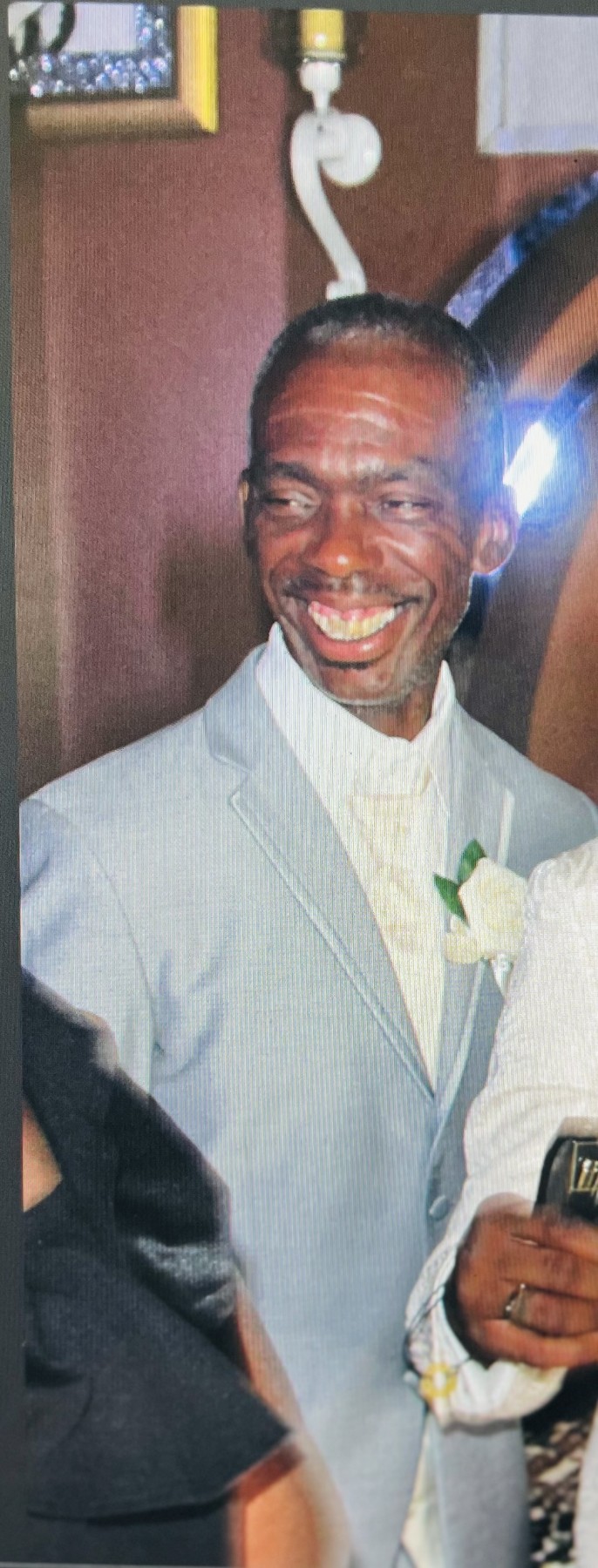 Obituary of Carl White