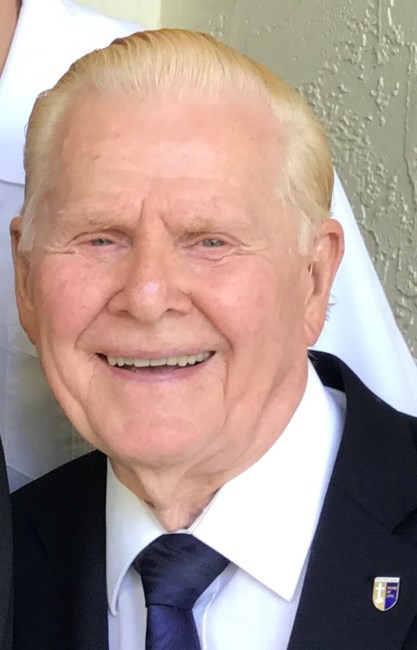 Obituary of Kenneth Andrew Strand