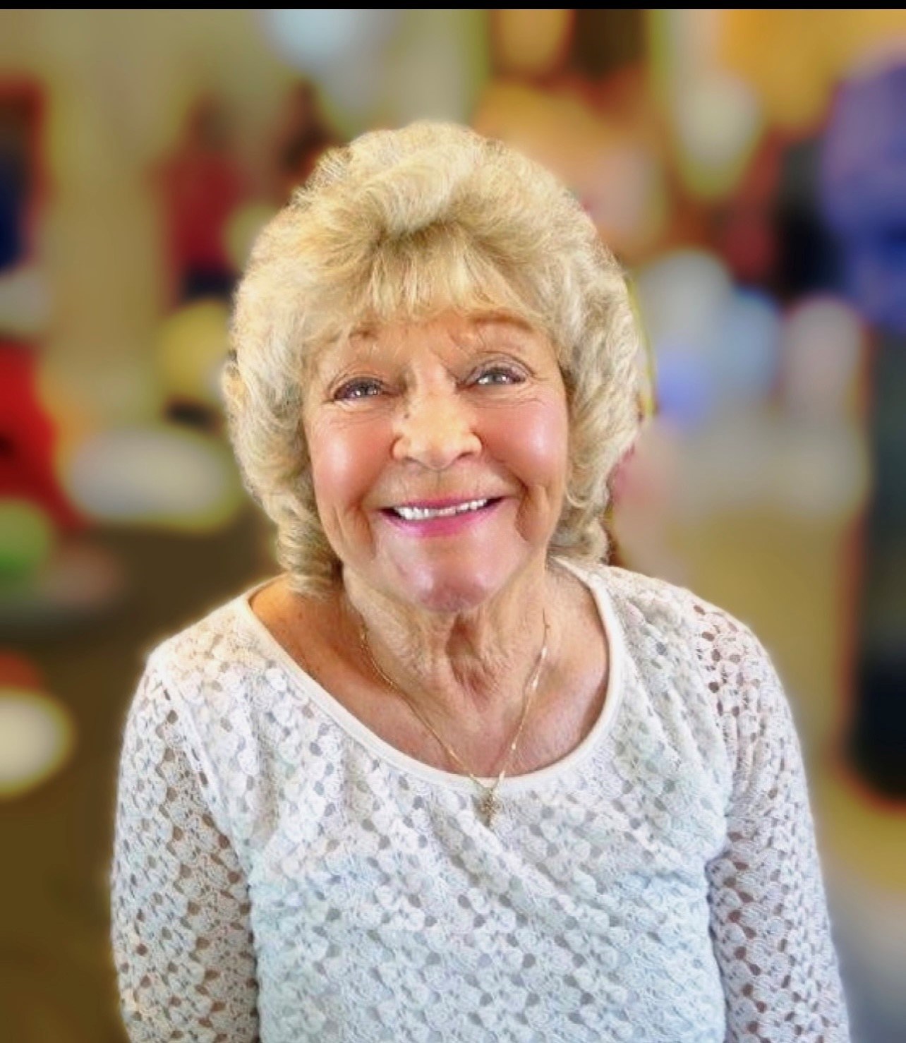 Obituario de Donna Louise Collins