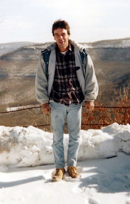 Obituary of Lawrence "Mike" Michael Hamilton