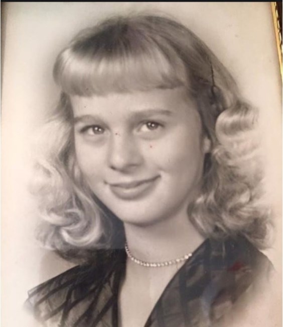 Obituary of Gloria Annette Chambliss Russell