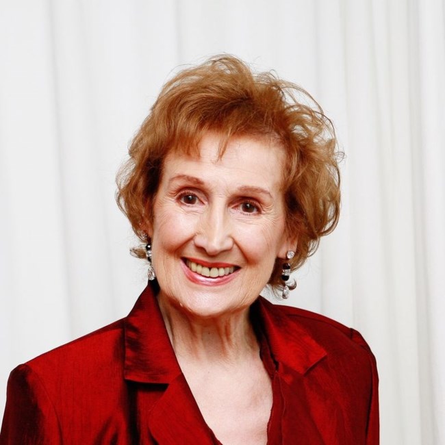 Obituary of Vivienne M. Dahl