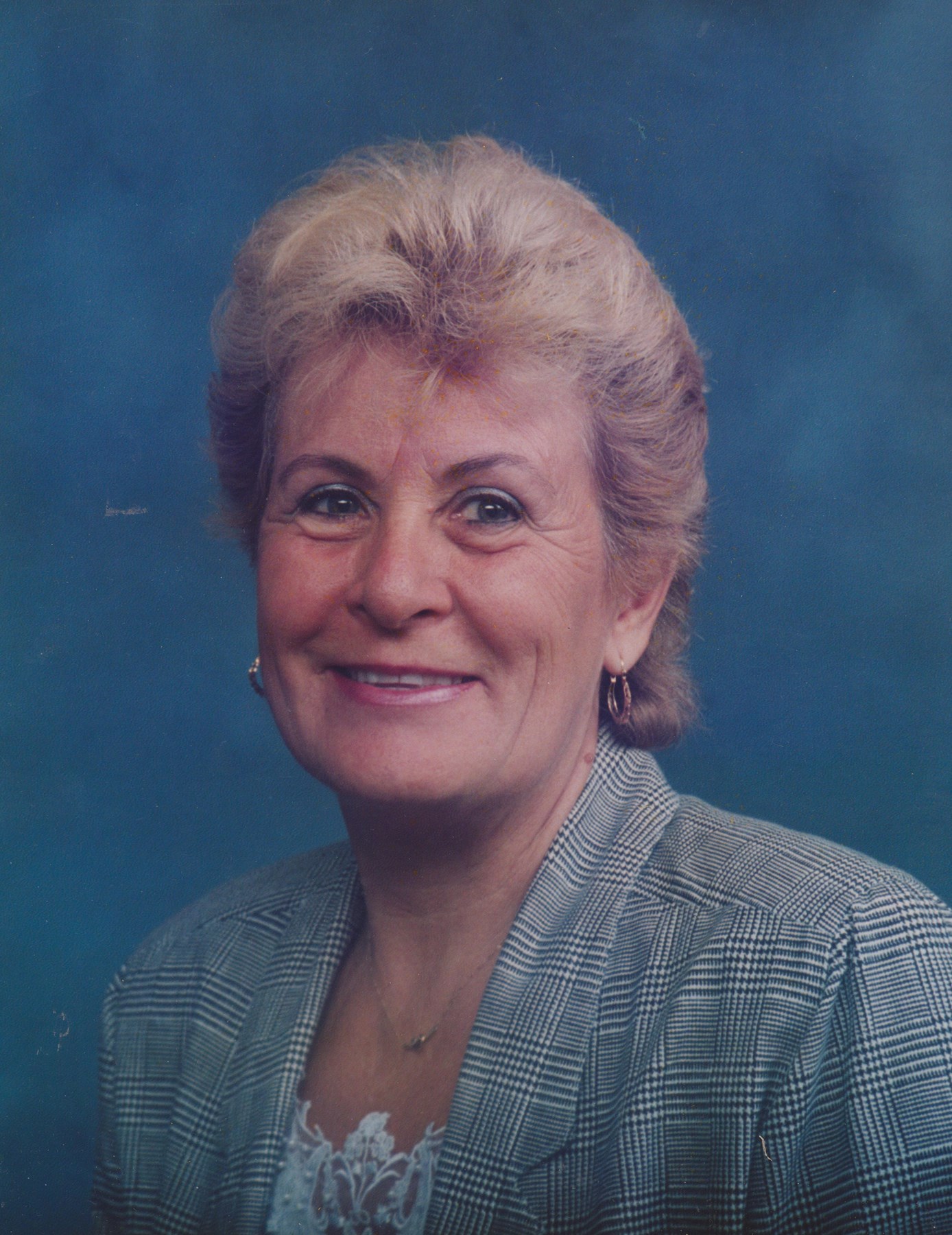 Obituary of Hélène Lavigne