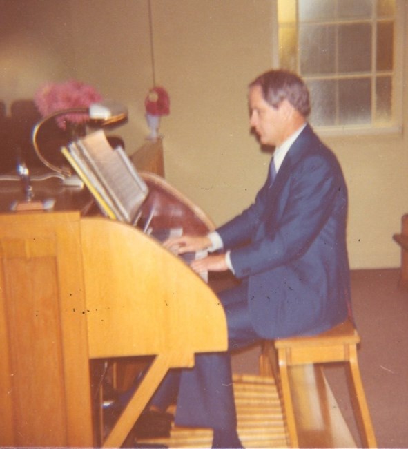 Obituary of Ralph W. New