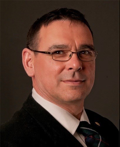 Obituary of Angus Murry McKenzie