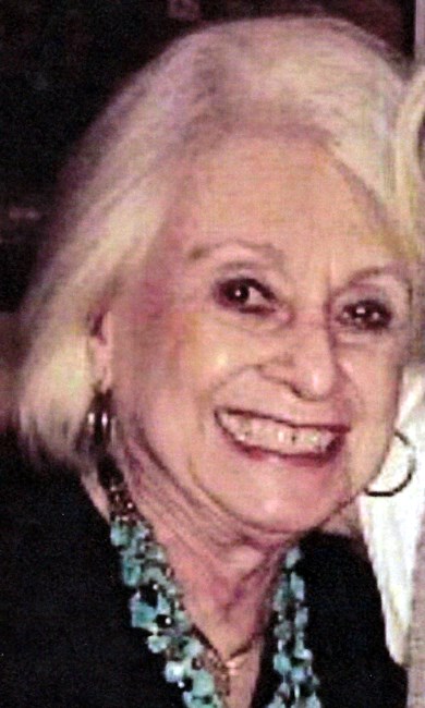 Obituario de Caroline Mullins Head