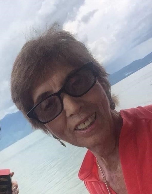 Obituario de Maria Carmen Parker