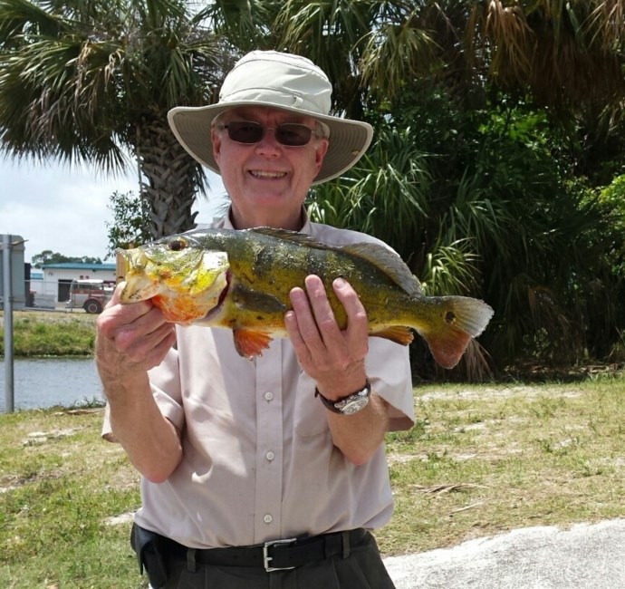 Obituary of Lloyd Michael Blake