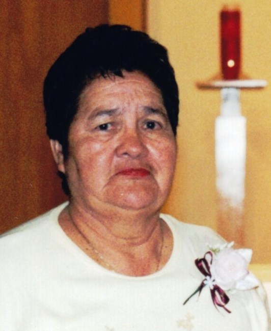 Obituary of Genoveva C. Perez