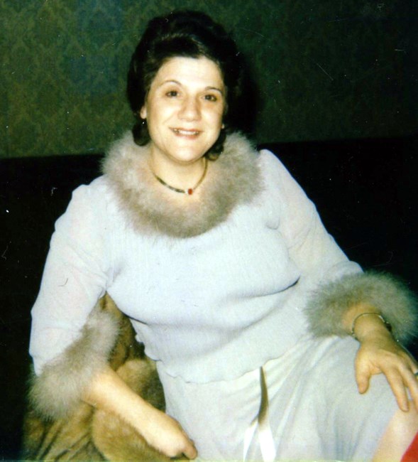 Obituary of Amida Franca Cecchinelli
