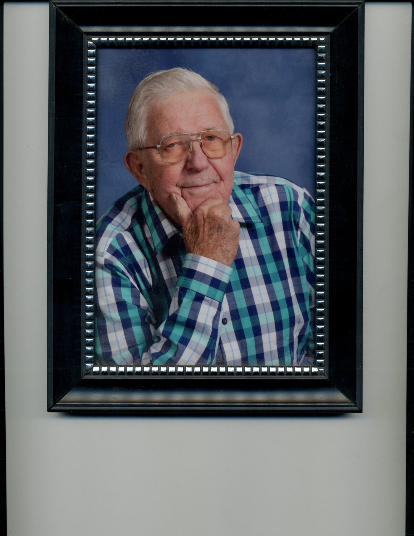 Obituary of Kenneth W. Tanis