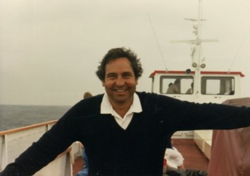 Obituary of Louis Raymond "Ray" Hill