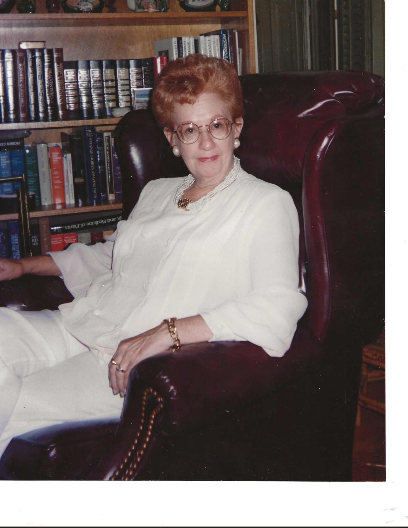 Obituario de Mrs. Mary Bennett