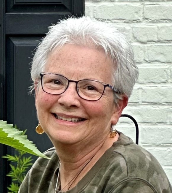 Obituary of Martha R Handschumaker