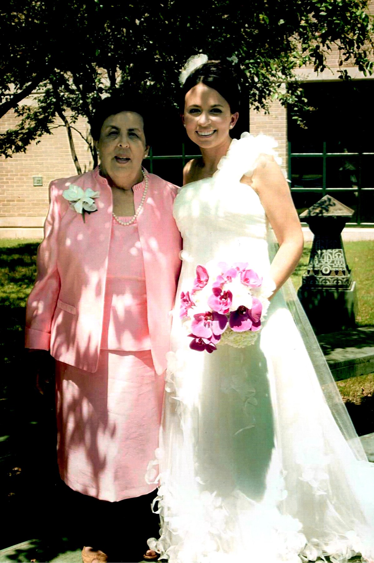 Obituario de Marie R Ybarra