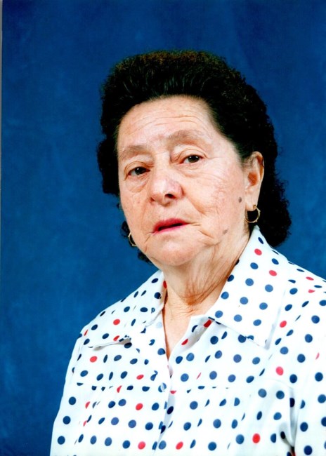 Obituary of Maria de la Paz Reyes