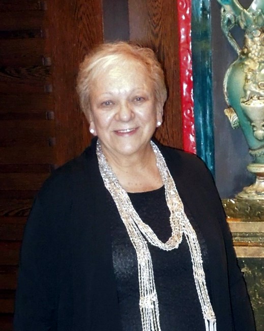 Obituario de Genevieve Gorelczenko